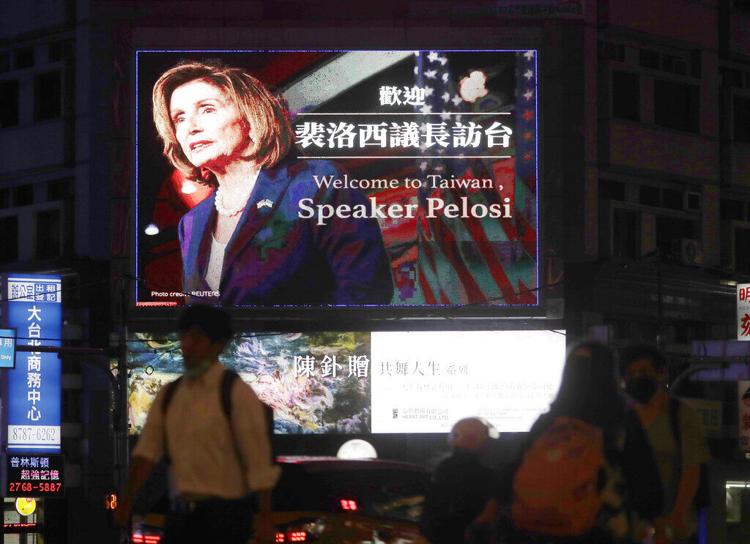 Nancy Pelosi aterrizó en Taiwán, desafiando las amenazas de China de una respuesta contundente 62e940d20fe2f.image