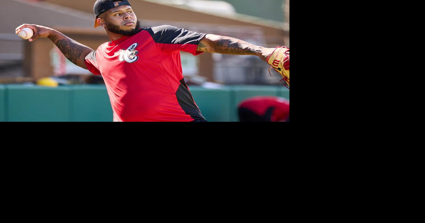 Nelson Velázquez negocia contrato en Japón con cláusula para jugar béisbol invernal en PR