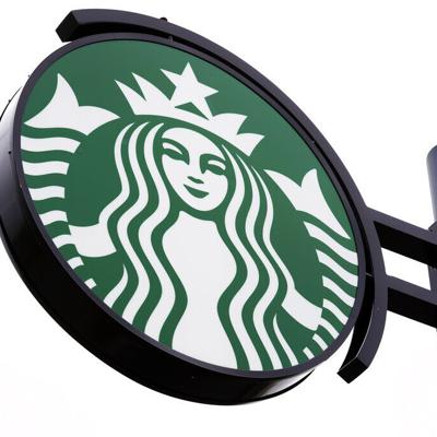 Guerra en Ucrania: Starbucks anuncia el cierre de 130 establecimientos en Rusia