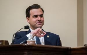 Imagen del artículo de El Vocero: Comisionado Residente anuncia $882,000 de FEMA para atender daños causados por la tormenta Ernesto en Puerto Rico