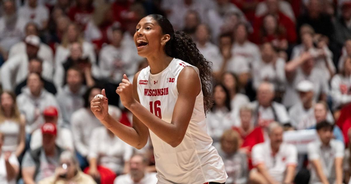 Decelise Champion gana premio de Novata de la Semana en la NCAA con Wisconsin