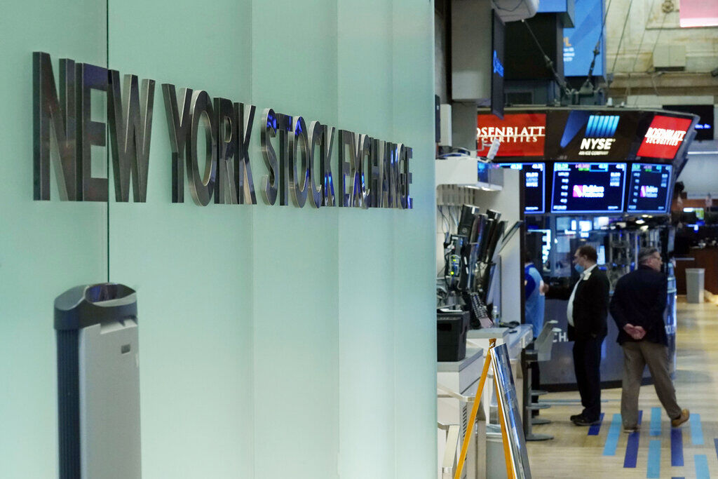 Wall Street con fuerte baja ante temores por aumento de casos de covid-19 - Vimarsana News