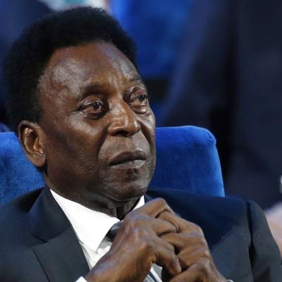 Hospitalizan a Pelé para regularizar su medicación contra un tumor en el colon