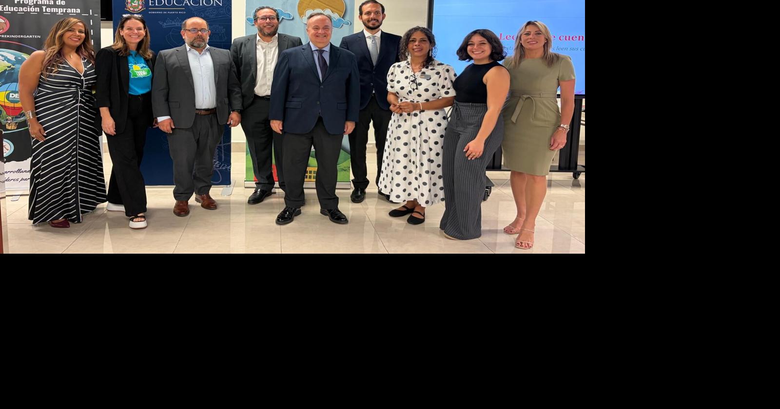 DE premia a 18 estudiantes ganadores del certamen literario "Había una vez en Puerto Rico"
