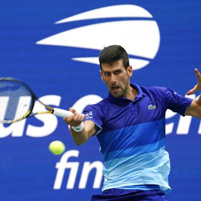 Novak Djokovic continúa dominando la cancha