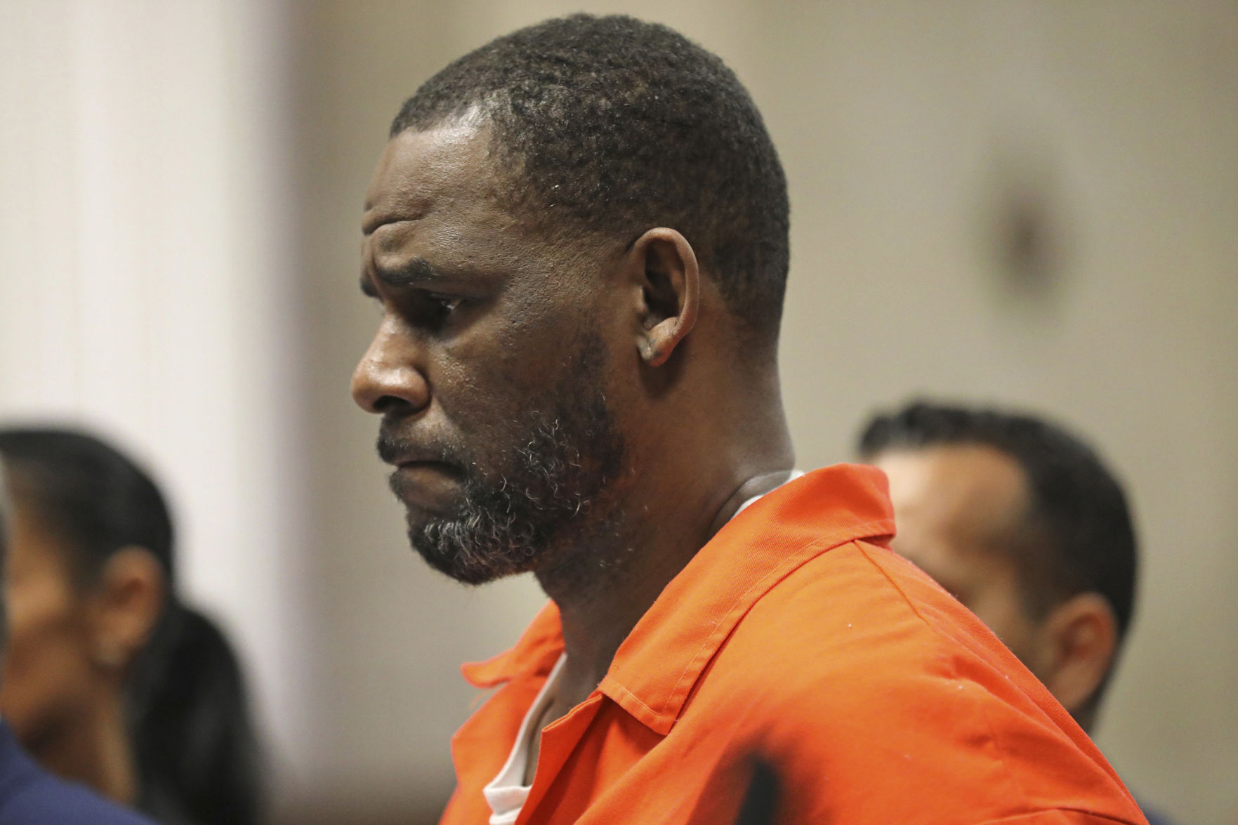 Retrasan el inicio del juicio de R. Kelly - Vimarsana News