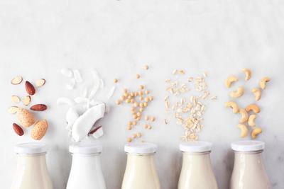 ¿Pueden las bebidas de origen vegetal llamarse “leche”?