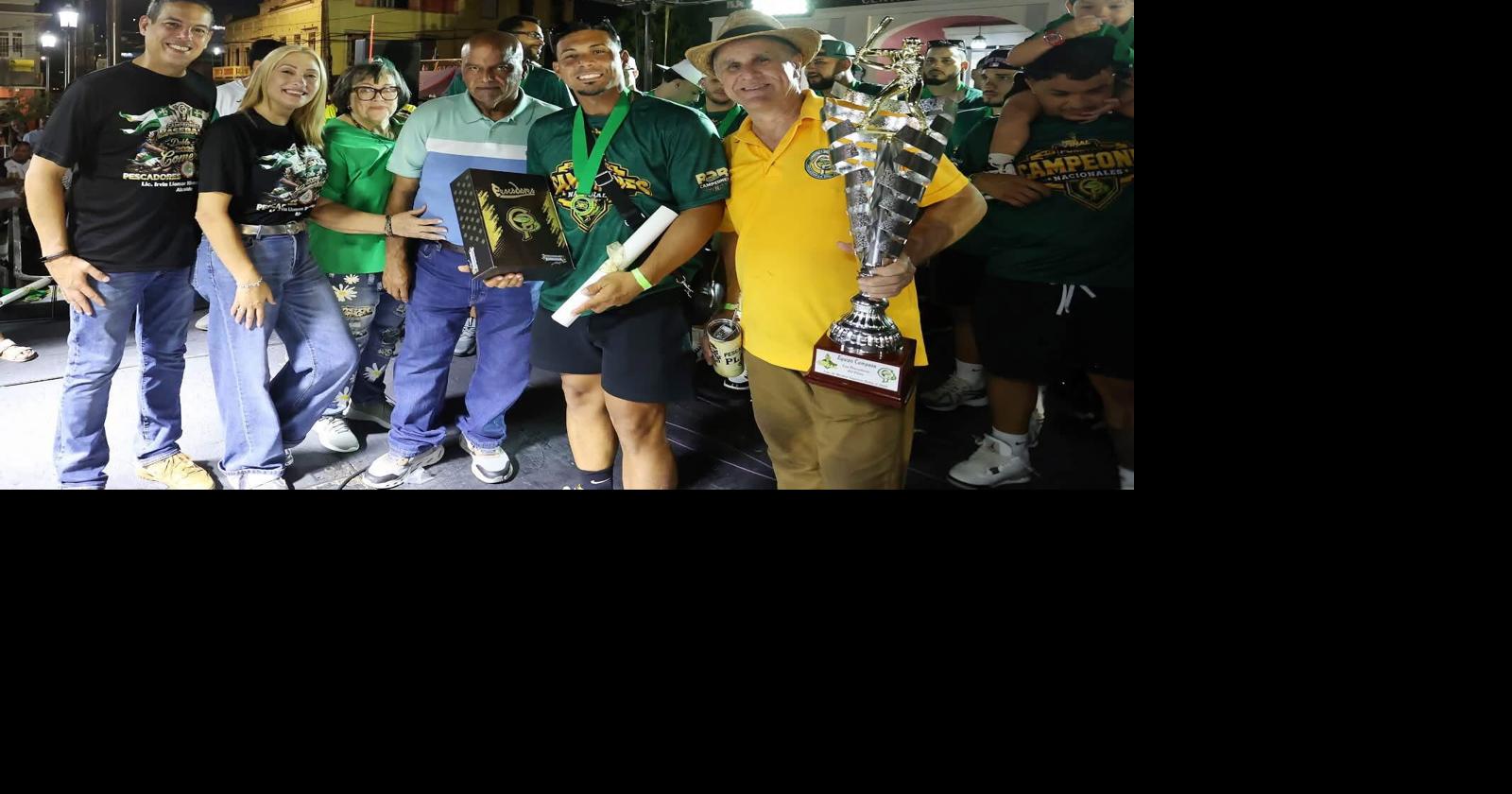 Comerío celebra con caravana su segundo campeonato de béisbol Doble A