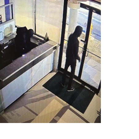 Intento de robo fallido en Carolina: asaltantes abandonan banco sin llevarse dinero