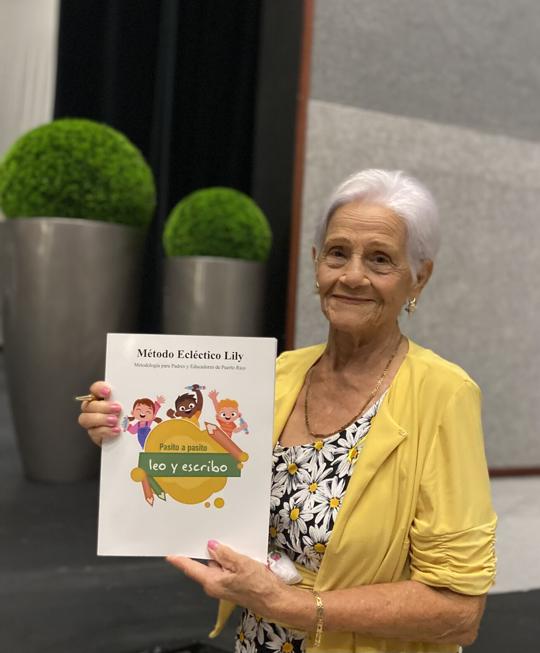 Con 90 a os publica libro para ense ar a leer y escribir actualidad