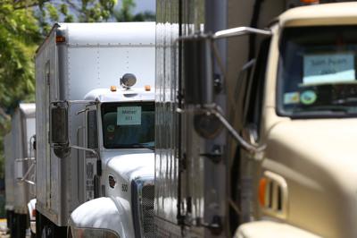 Estados Unidos crea programa para que adolescentes conduzcan camiones de carga