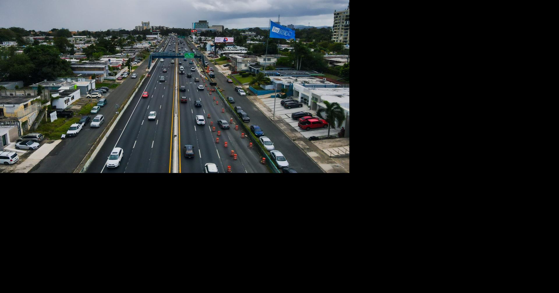 Choque entre dos vehículos provoca el cierre de carriles en el expreso Martínez Nadal