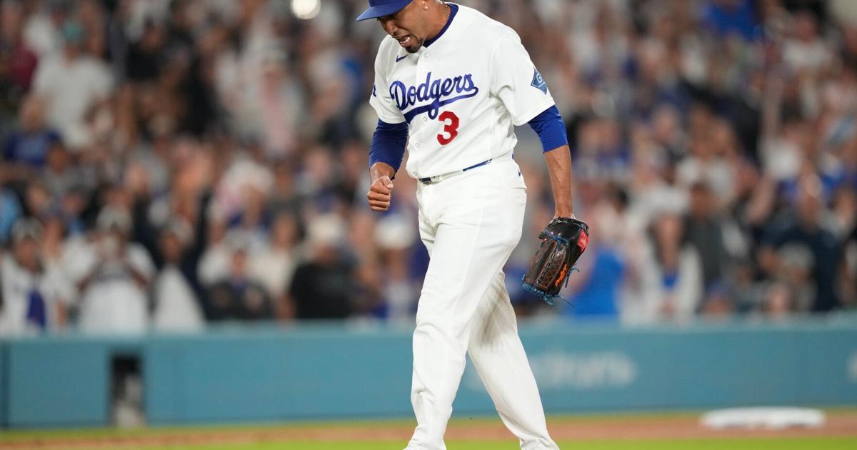 Edwin "Sugar" Díaz encadena dos apariciones sin carreras en su regreso con los Dodgers