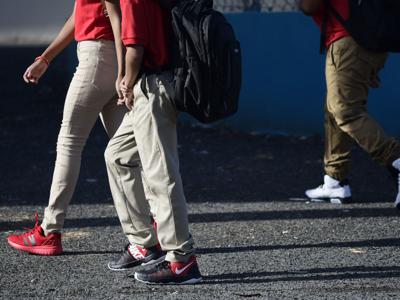 Educación orientará sobre los vales educativos