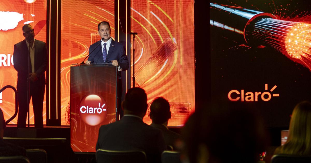 Claro inaugura primer punto de cable submarino de fibra óptica en el sur de Puerto Rico