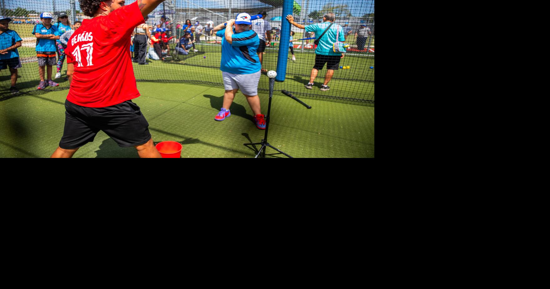 | La fundación de José Berríos impactó a 280 jóvenes con diversidad funcional mediante ‘Challenger Baseball’.