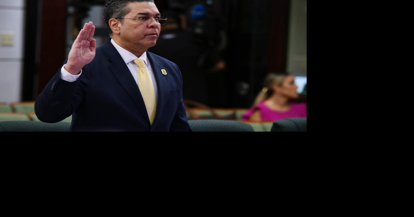 Zar de Energía confirma entrevista con el FBI y rechaza renunciar tras vista sobre contrato cancelado