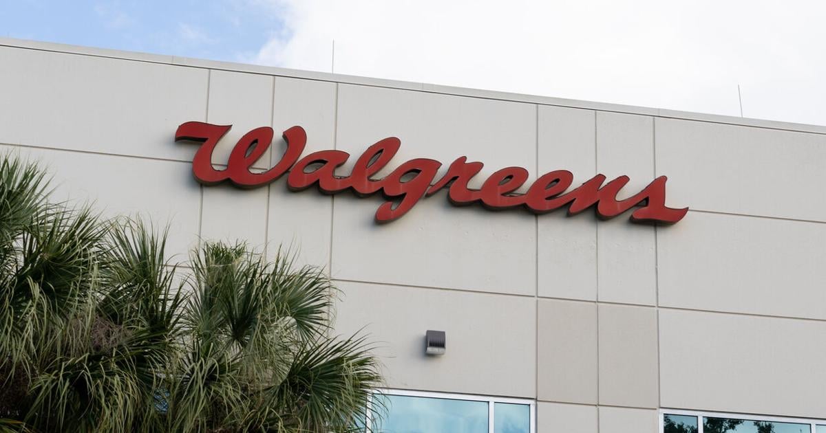 Hombre amenaza con cuchilla a empleado de Walgreens en Carolina y roba mercancía