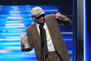 Kendrick Lamar vodi s devetimi nominacijami za nagrade Grammy 2026, sledijo mu Lady Gaga in Bad Bunny