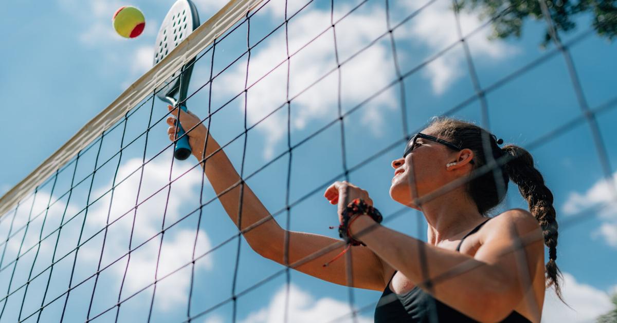 Feria de Turismo 2026 incluye torneos de voleibol de playa y beach tennis en Cabo Rojo