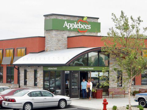 Applebee's planea cerrar unos 135 restaurantes