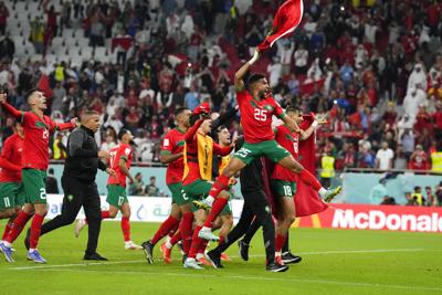 Marruecos, primera semifinalista de África y saca a Portugal