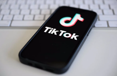 TikTok desarrolla IA para replicar voces en segundos