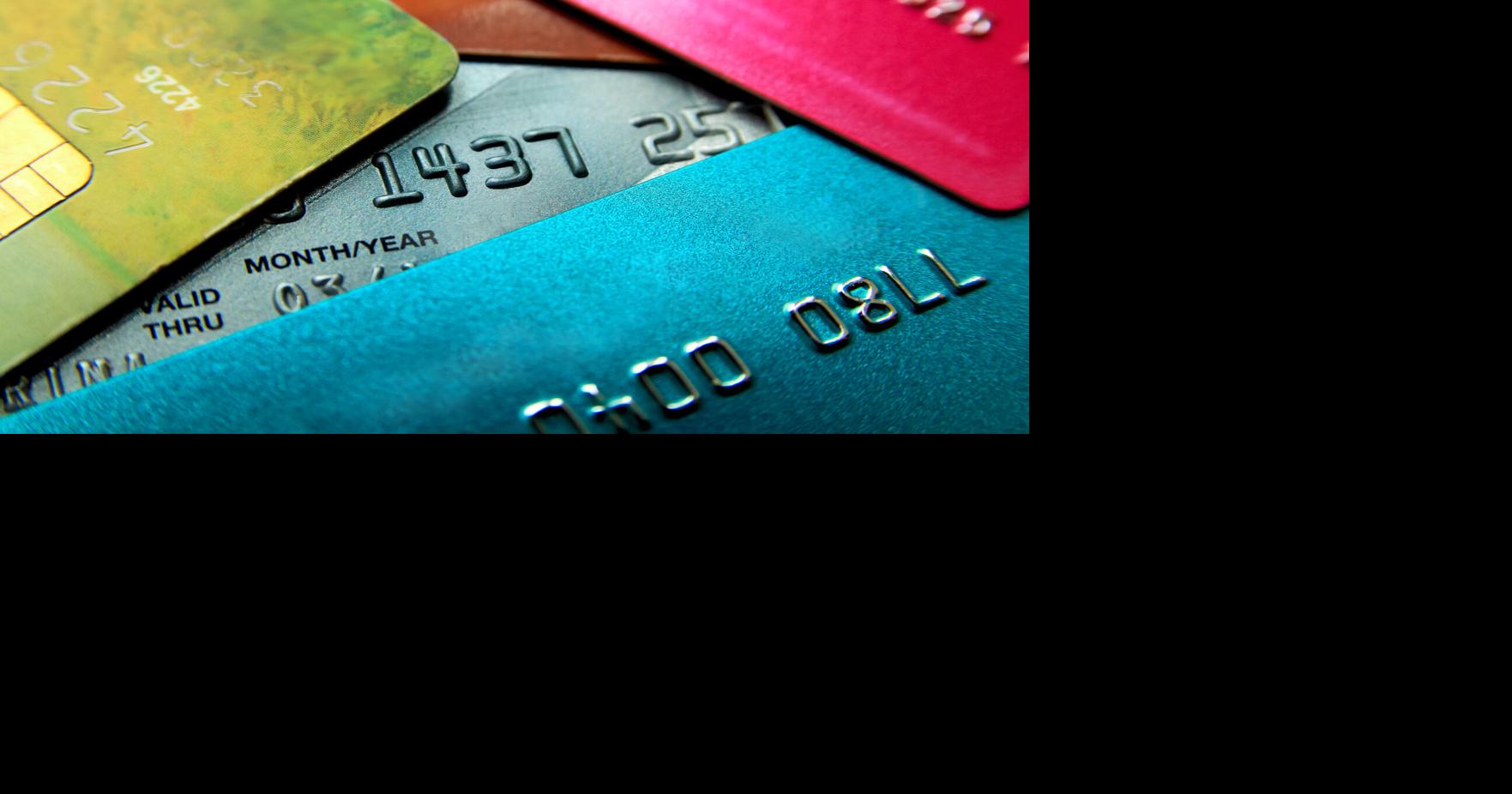 Mujer de Ponce enfrenta cargos por usar tarjeta bancaria de persona fallecida