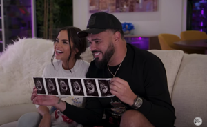 Natti Natasha in Raphy Pina pozdravljata prihod druge hčerke Dominique Isabelle