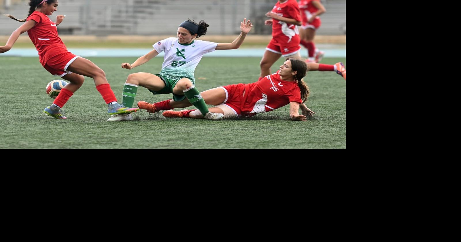 En balance las semifinales de fútbol femenino LAI