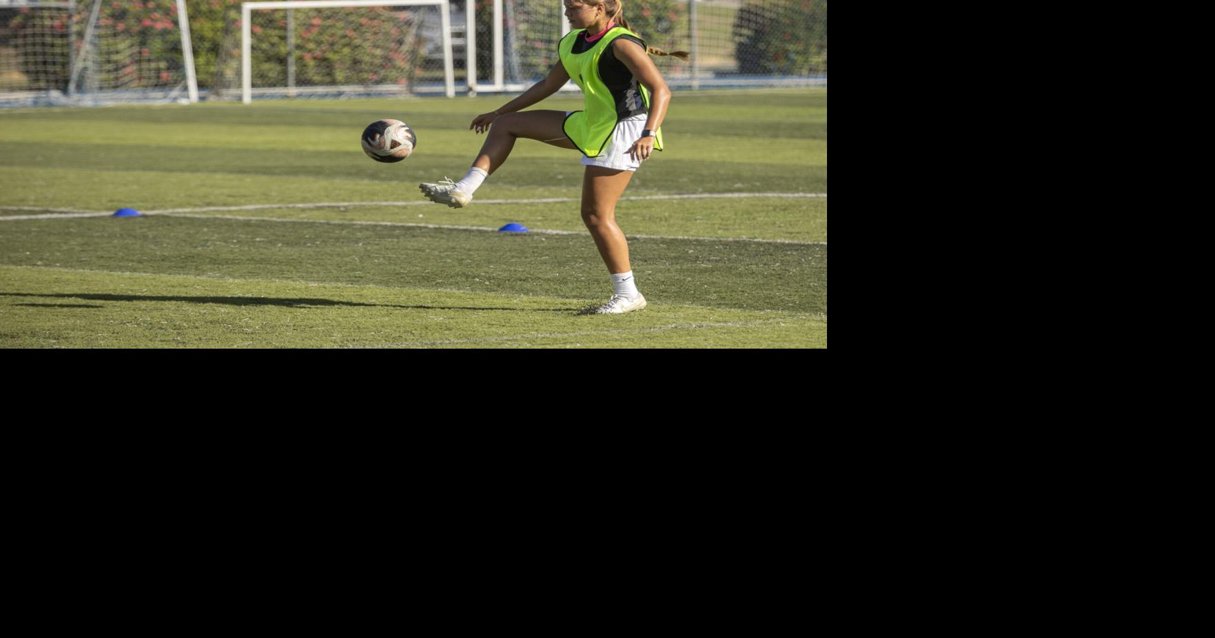 Estefanía González, primera jugadora puertorriqueña en debutar en la Liga F de España