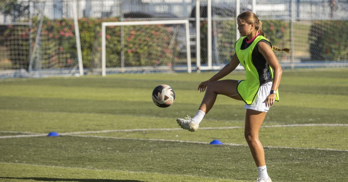 Estefanía González, primera jugadora puertorriqueña en debutar en la Liga F de España