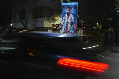 Seguidores de Messi en Asia celebran la victoria argentina