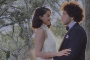 Selena Gomez y Benny Blanco se casan en una boda íntima en California