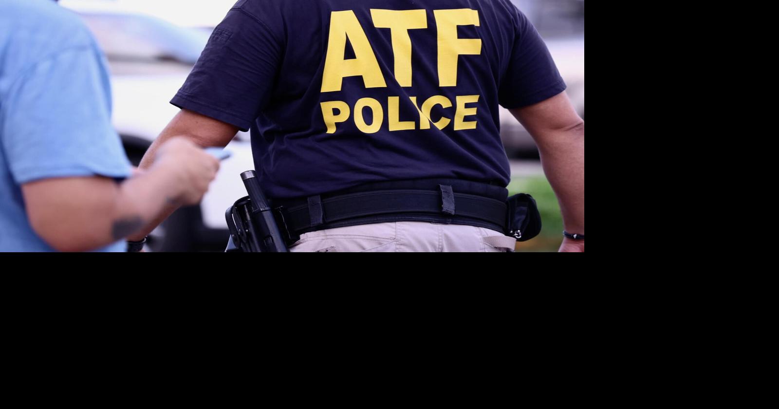 Acusan a tres personas por tráfico ilegal de armas en Puerto Rico; 148 armas de paradero desconocido