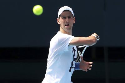 Detienen otra vez al tenista Novak Djokovic