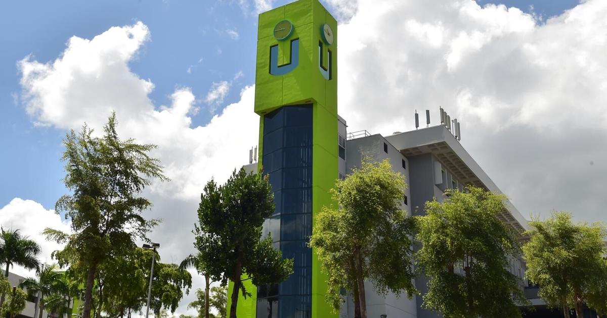 Desalojan el Recinto Metro de la Universidad Interamericana por emanación de gas