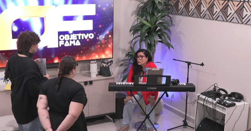 Vocal coach de Objetivo Fama advierte a participantes sobre el cuidado de sus voces