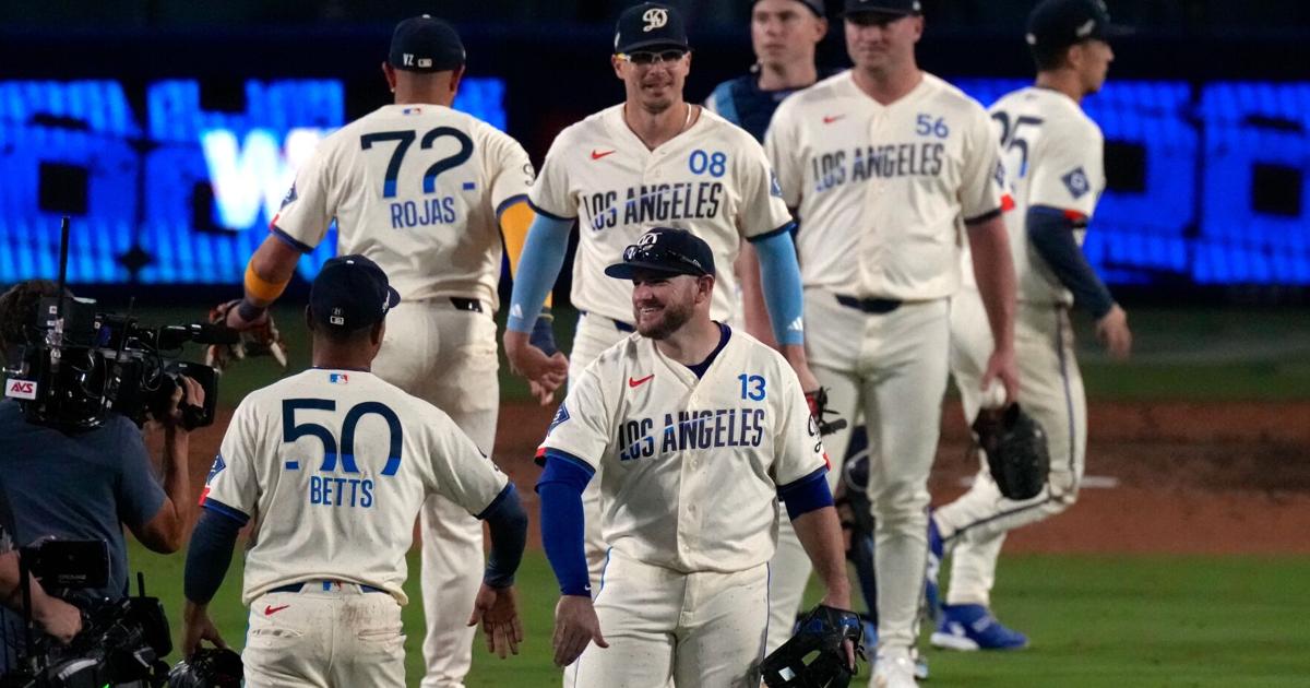 Dodgers vencen 10-4 a Gigantes con Mookie Betts brillando con 4 hits