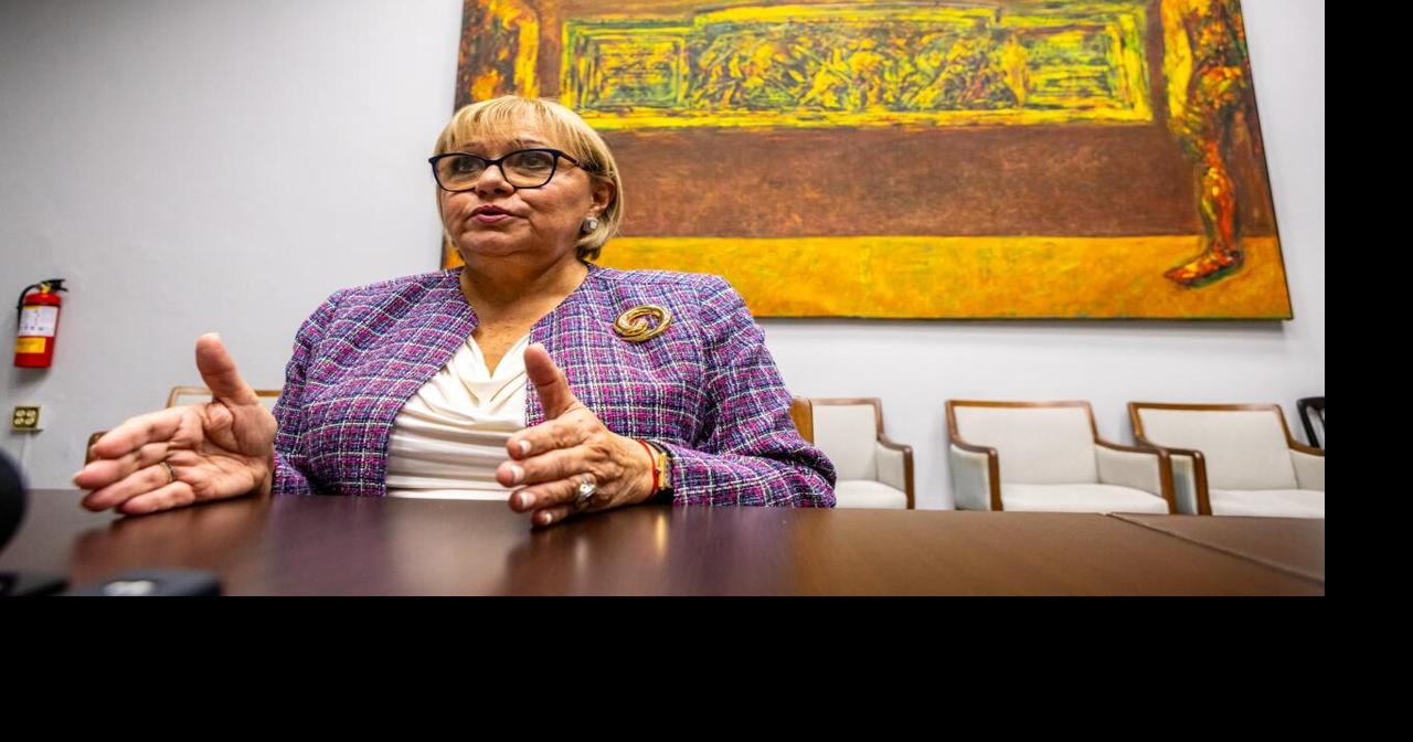 Norma Burgos asume como secretaria de la Gobernación y promete combatir corrupción e incompetencia