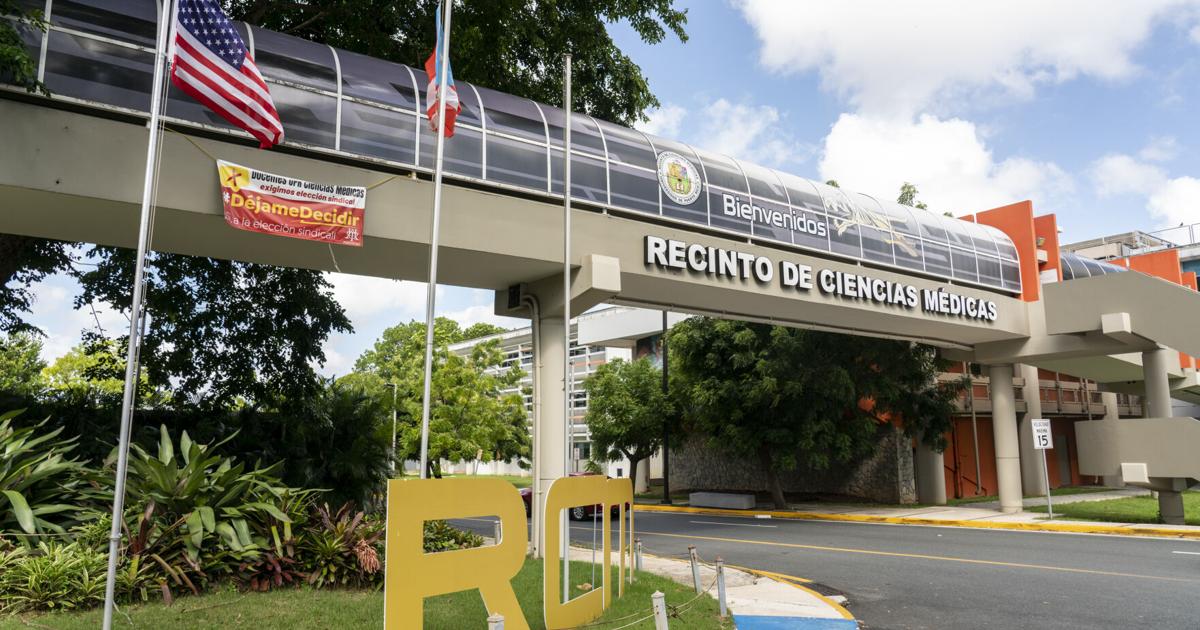 Desalojan edificio del Recinto de Ciencias Médicas por posibles emanaciones de gas