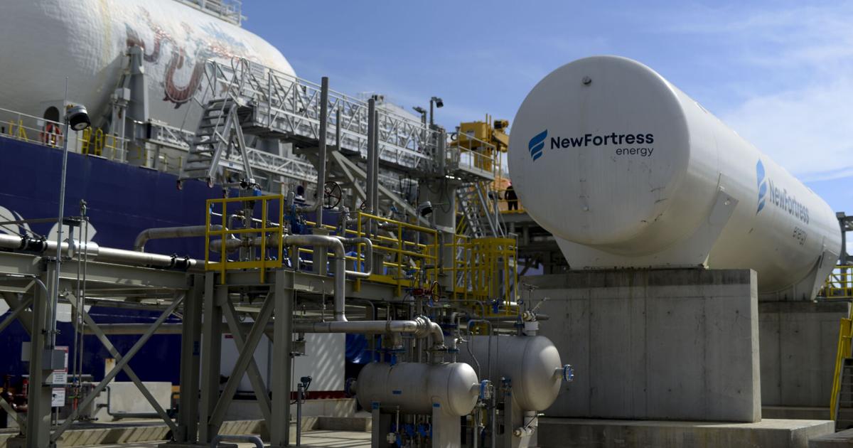 AAFAF monitorea reestructuración de NFE; NEPR ordena evaluar generación temporera