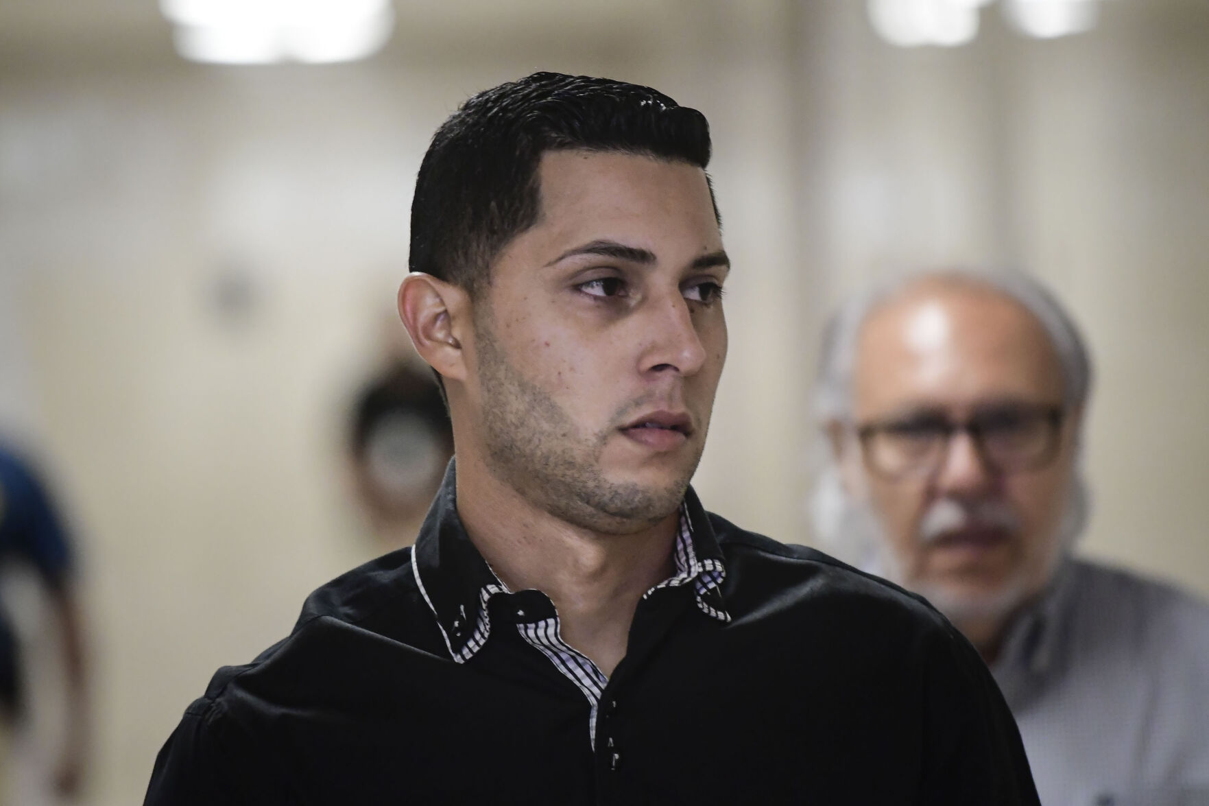 Determinan causa para juicio contra Jensen Medina por el caso de la licencia falsa - Vimarsana News