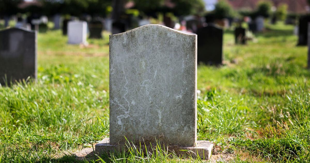 Empleado muere aplastado en medio de labores en cementerio de Arecibo