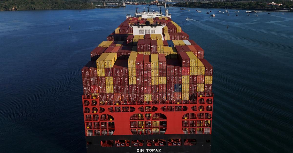 Empresas pagan hasta $4 millones por cruzar el canal de Panamá ante bloqueo en Ormuz