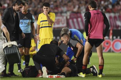 Futbolista sufre convulsión en medio de partido