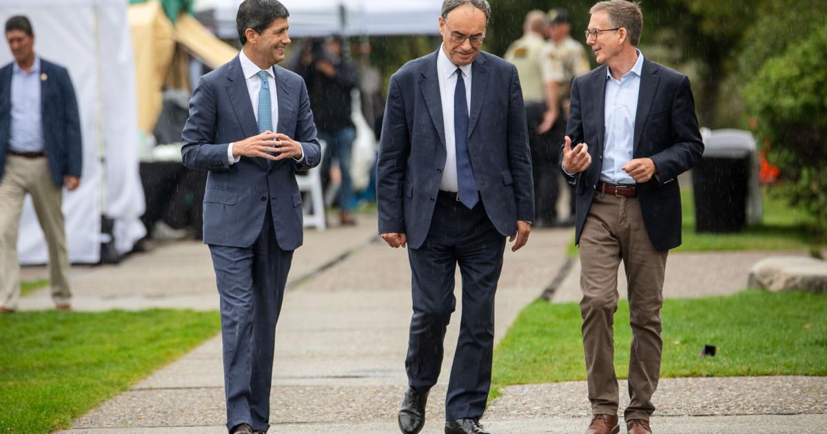 Presidente de la Fed advierte que podrían subir las tasas de interés ante inflación alta