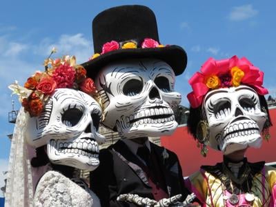 Celebra en San Antonio el Día de Muertos
