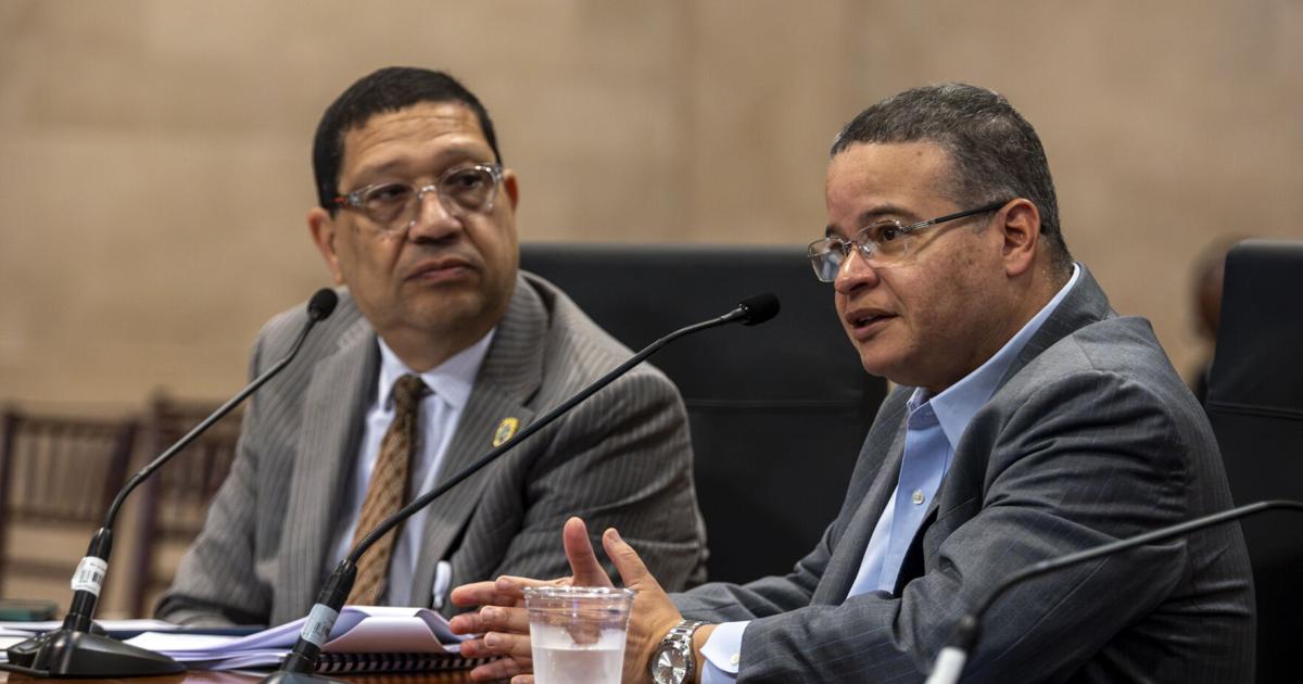 Denuncian pérdida de $100 millones en programa federal de rebajas de medicamentos de Medicaid