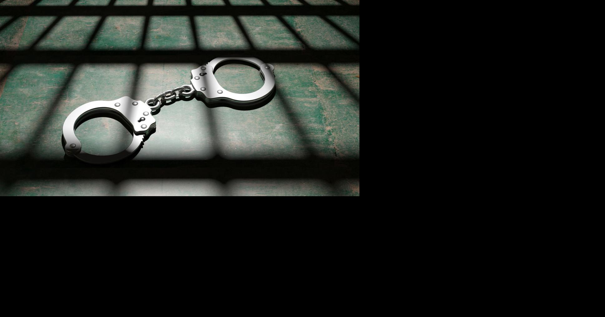 Arrestan a hombre que incendió punto de drogas al ver llegar a la Policía en Cayey